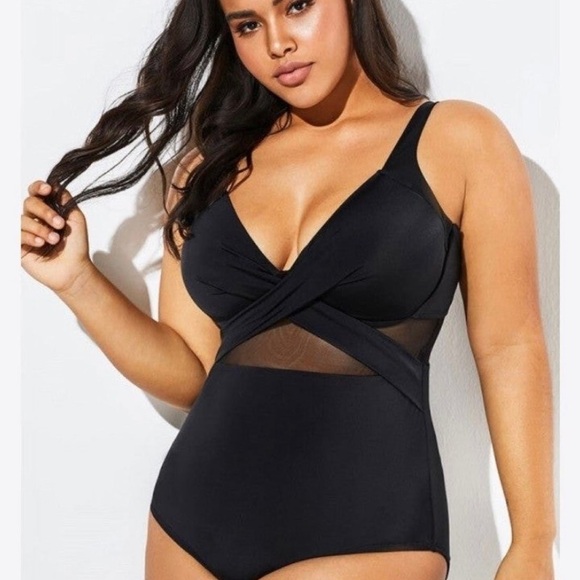 Meet.Curve 4X Black Cut Out Mesh Underwire One Piece Swimsuit - Picture 2 of 6